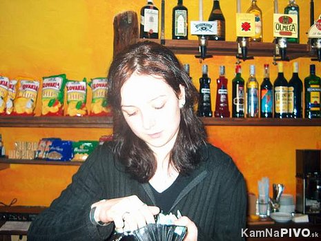 Angel's Pub, Ada