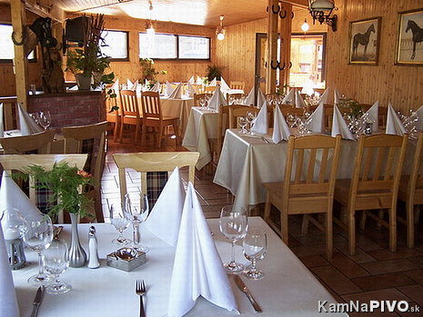 Reštaurácia TARPAN - Jazdecká izba