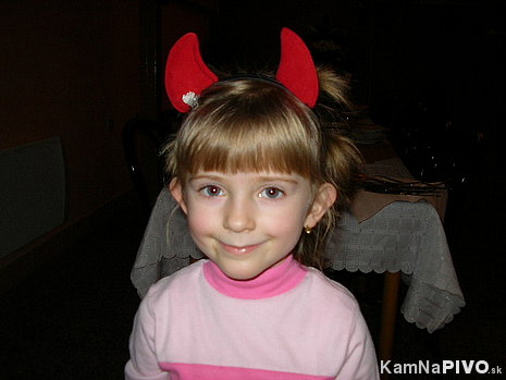 Dcérka oslávenkyne