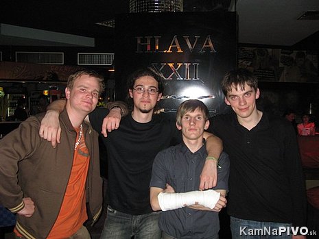 APPLAUSE v Hlava XXII