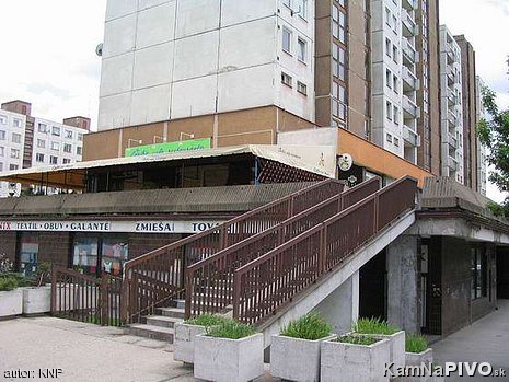 Caribic pohľad z ulice Caribic pohľad z ulice