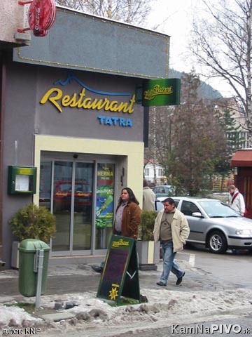 Hlavný vchod do Tatra café